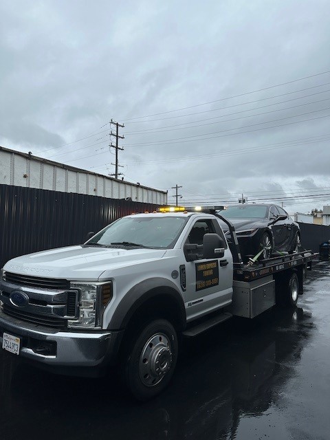 Flatbed Tow Truck